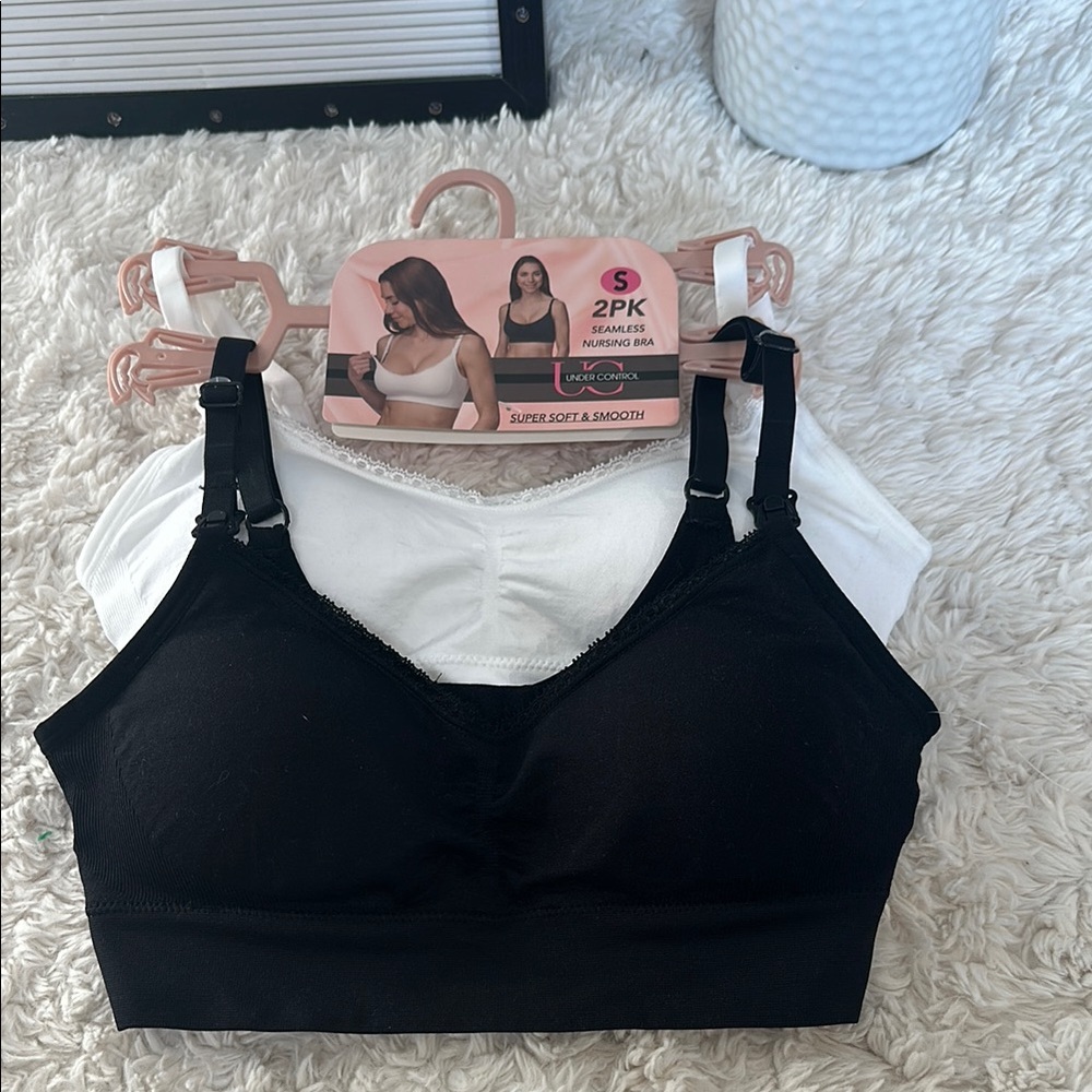 UNDER CONTROL Small Seamless Nursing Bra 2-Pack - Black & White